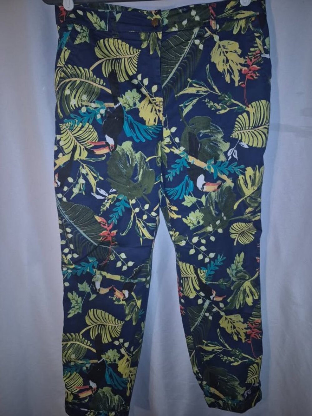 Chico's Tropical Toucan Print Ankle Pants